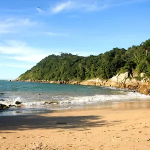 Ilha Do Itacolomi Inn